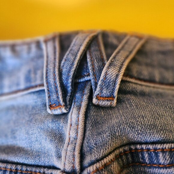 H23  Canadian Limited edition WLKN x Lary Kidd jeans are all unique - Picture 6 of 7